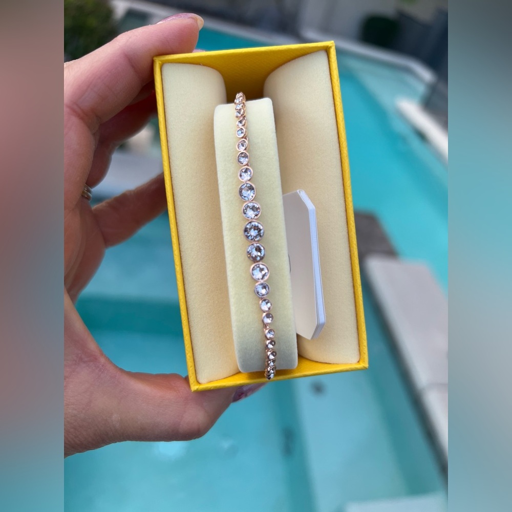 SWAROVSKI Imber Tennis bracelet Mixed round cuts, Pink, Rose gold-tone plated - Picture 9 of 12
